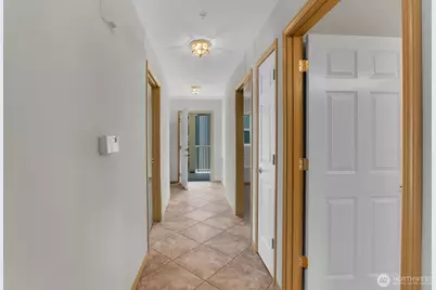 1318 37th Street #2-432, Everett, WA 98201 - Photo 2