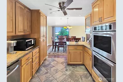 178 NW Captain Court, Oak Harbor, WA 98277 - Photo 16