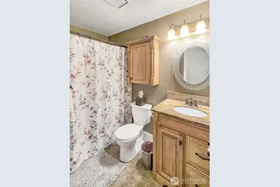 178 NW Captain Court, Oak Harbor, WA 98277 - Photo 18