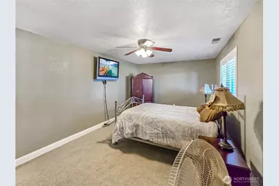 178 NW Captain Court, Oak Harbor, WA 98277 - Photo 34