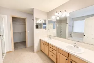 8428 Veterans Dr SW, Lakewood, WA 98498 - Photo 16