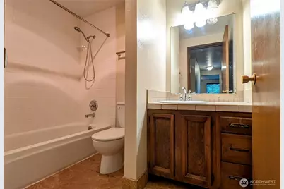 1627 NE 199th Place, Shoreline, WA 98155 - Photo 8