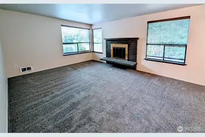 1627 NE 199th Place, Shoreline, WA 98155 - Photo 2