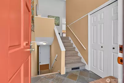 509 NW 178th Place, Shoreline, WA 98177 - Photo 2