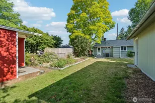 627 SW 106th St, Seattle, WA 98146 - Photo 20