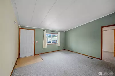 4045 49th Avenue SW #14, Olympia, WA 98512 - Photo 4