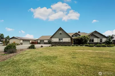 618 Ell Road, Camano Island, WA 98282 - Photo 2
