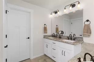 17813 77th St E, Bonney Lake, WA 98391 - Photo 22