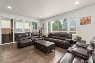 17813 77th St E, Bonney Lake, WA 98391 - Photo 14