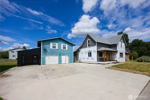 136 First St, Sumas, WA 98295 - Photo 2