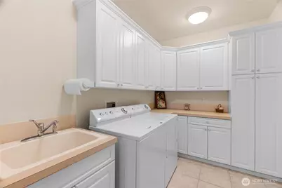 7002 Fairway Lane SE, Olympia, WA 98501 - Photo 10