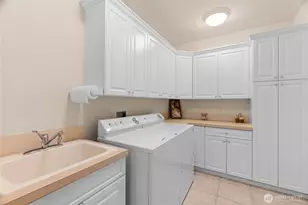 7002 Fairway Ln SE, Olympia, WA 98501 - Photo 10