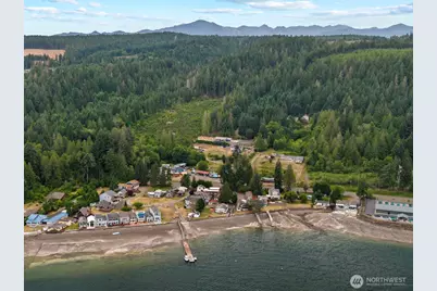 21391 N US Hwy 101, Shelton, WA 98584 - Photo 16
