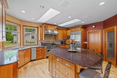 2110 43rd Street SE, Puyallup, WA 98372 - Photo 4