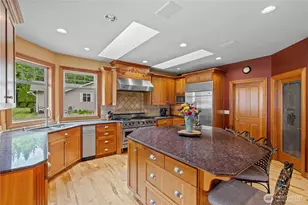 2110 43rd St SE, Puyallup, WA 98372 - Photo 4