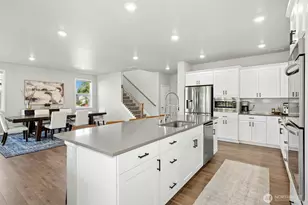 19130 129th St E, Bonney Lake, WA 98391 - Photo 10