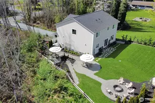 10705 36th St E, Edgewood, WA 98372 - Photo 2