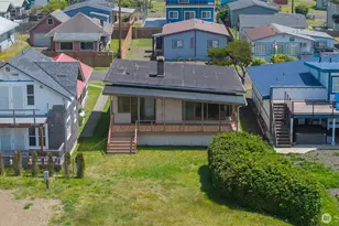 30 2nd St S, Pacific Beach, WA 98571 - Photo 4