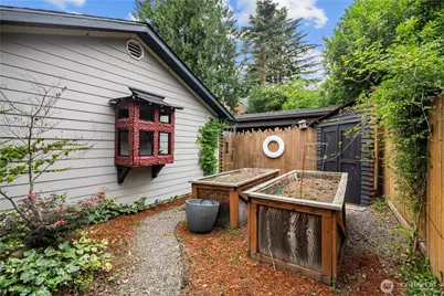 3924 S Pilgrim St, Seattle, WA 98118 - Photo 28