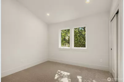 7342 20th Avenue NW, Seattle, WA 98117 - Photo 24