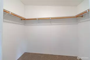 600 NE Saturn Ln, Bremerton, WA 98311 - Photo 12