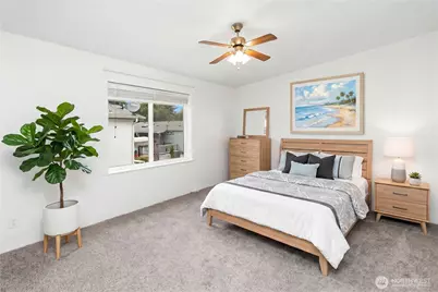600 NE Saturn Lane, Bremerton, WA 98311 - Photo 10