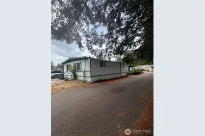 6402 154th Street NW #28, Gig Harbor, WA 98332 - Photo 2
