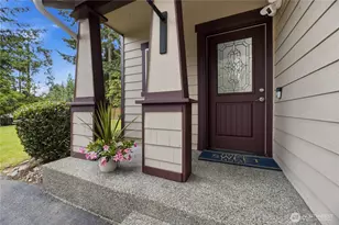 8208 Locust Ave E, Bonney Lake, WA 98391 - Photo 2