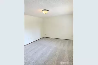 5010 84th Avenue W, University Place, WA 98467 - Photo 16