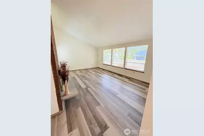 5010 84th Avenue W, University Place, WA 98467 - Photo 6
