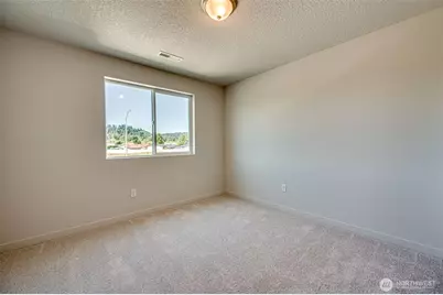 2002 Henderson Way, Longview, WA 98632 - Photo 22