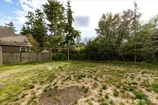 2749 SW Fairway Point Dr, Oak Harbor, WA 98277 - Photo 38