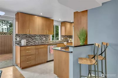 13033 31st Ave NE, Seattle, WA 98125 - Photo 8