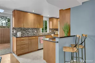13033 31st Ave NE, Seattle, WA 98125 - Photo 8
