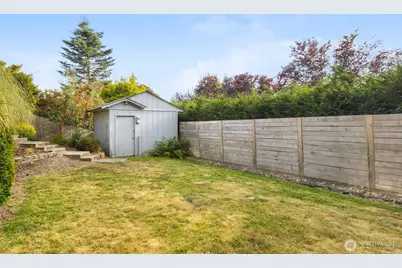 27009 10th Avenue S, Des Moines, WA 98198 - Photo 32