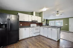11509 20th Ave Ct E, Tacoma, WA 98445 - Photo 8