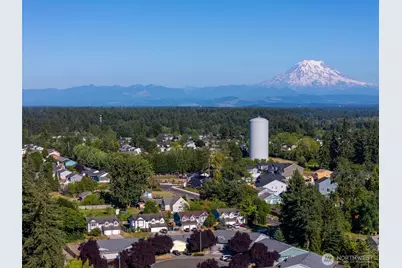 12705 6th Avenue E, Tacoma, WA 98445 - Photo 36