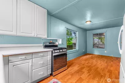 2528 Westwind Drive NW, Olympia, WA 98502 - Photo 10