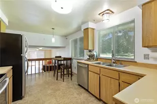 36521 25th Ave S, Federal Way, WA 98003 - Photo 10