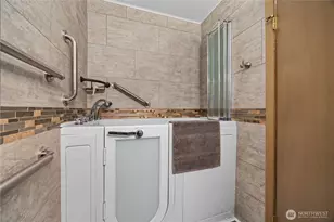2111 W Terrace Ave, Chelan, WA 98816 - Photo 16