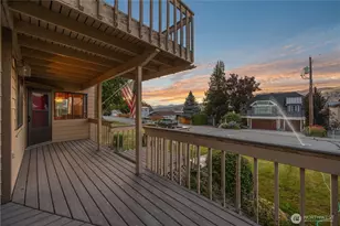 2111 W Terrace Ave, Chelan, WA 98816 - Photo 2
