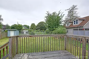 27204 103rd Dr NW, Stanwood, WA 98292 - Photo 16