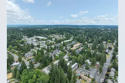 7901 196th Street SW #22, Edmonds, WA 98026 - Photo 32