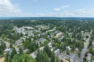 7901 196th St SW, Edmonds, WA 98026 - Photo 32