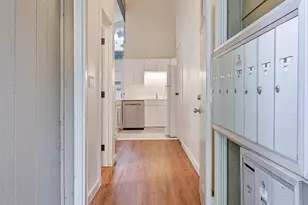 7901 196th St SW, Edmonds, WA 98026 - Photo 4