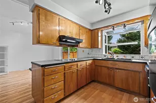11020 SE 186th St, Renton, WA 98055 - Photo 8