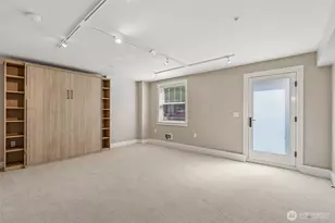 1078 NE High St, Issaquah, WA 98029 - Photo 28