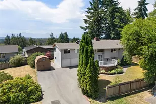 8101 McIntyre Ln NE, Bremerton, WA 98311 - Photo 2