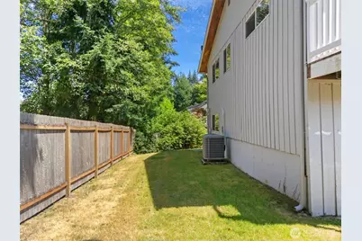 8101 McIntyre Lane NE, Bremerton, WA 98311 - Photo 36