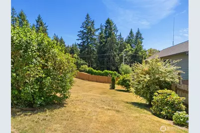 8101 McIntyre Lane NE, Bremerton, WA 98311 - Photo 38